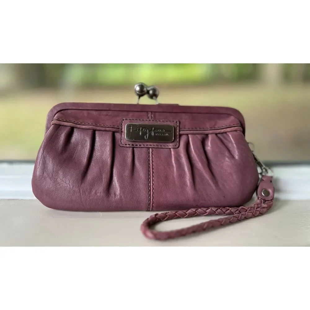 Fossil Fifty-Four Leather Kiss-Lock Clutch